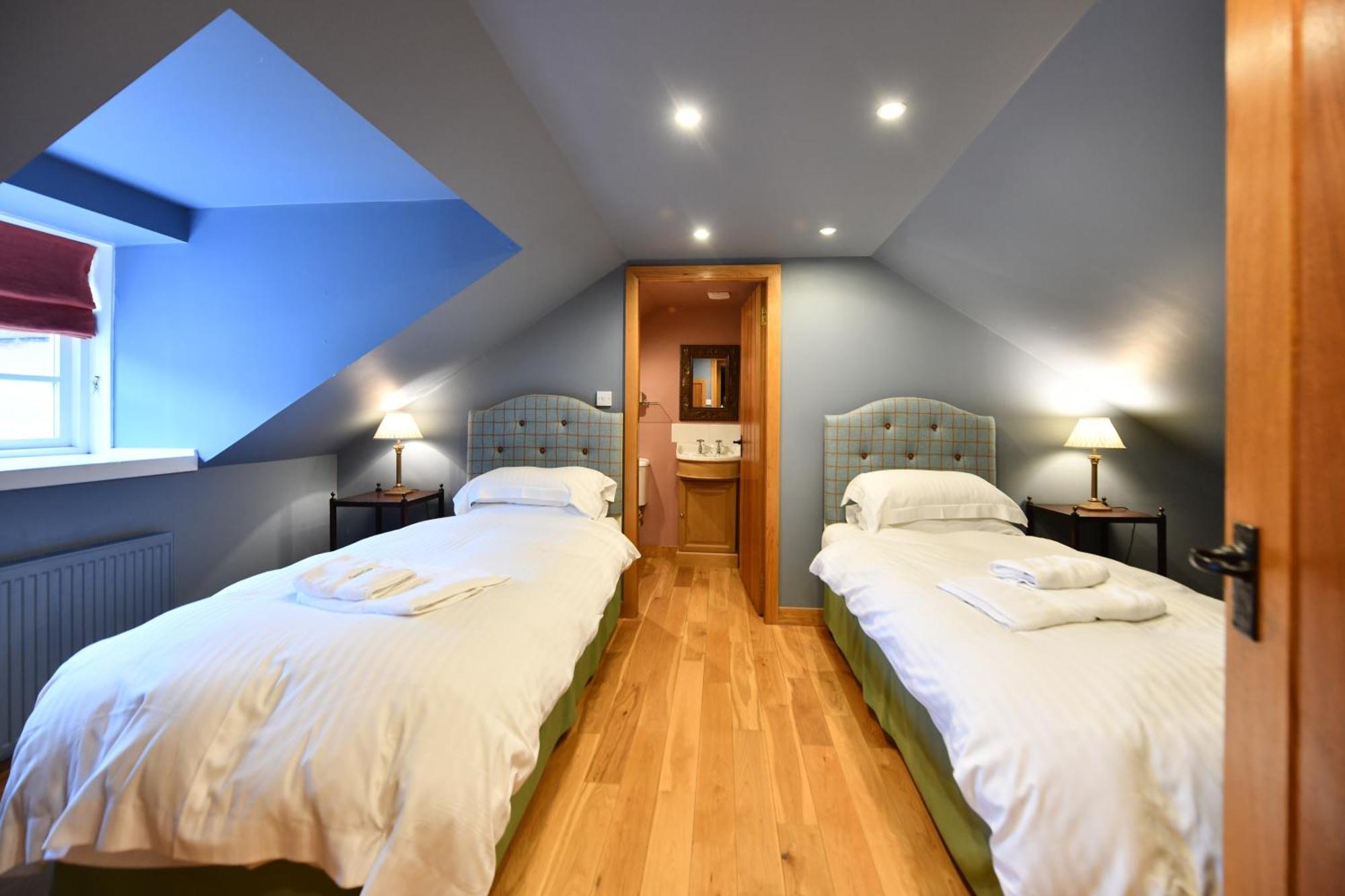 Cloncaird Castle Estate Cottages Maybole Eksteriør bilde