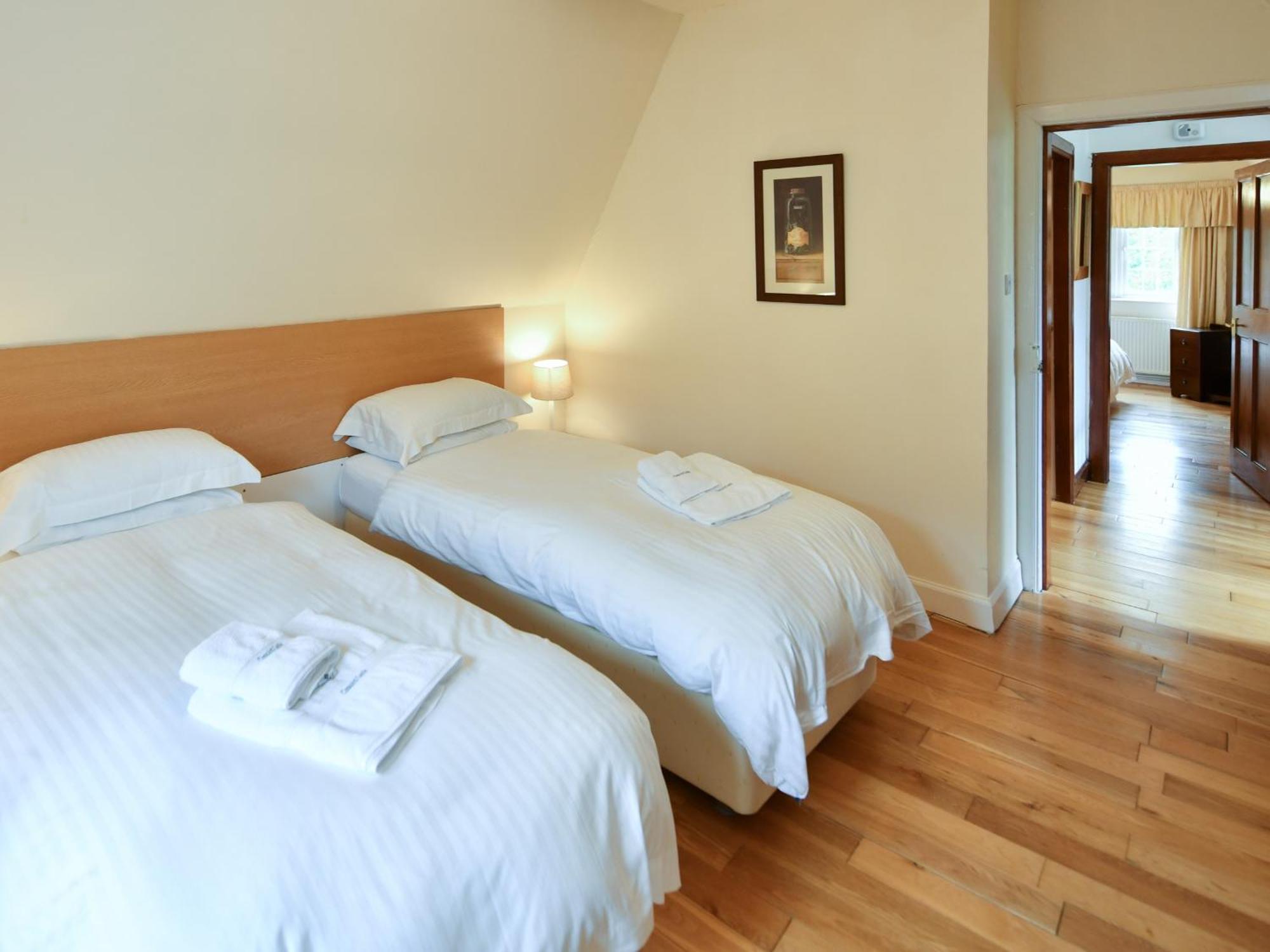 Cloncaird Castle Estate Cottages Maybole Rom bilde