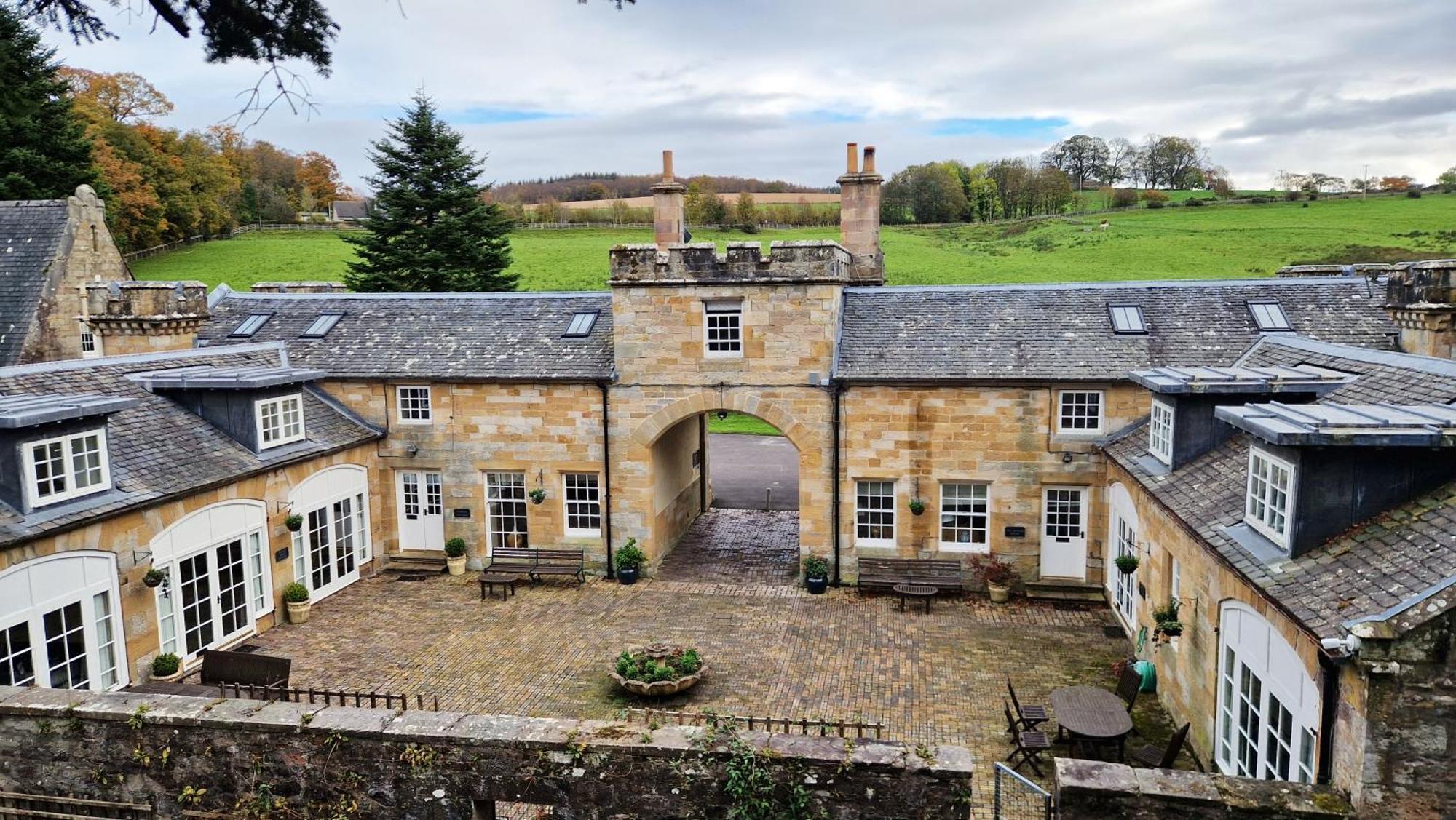 Cloncaird Castle Estate Cottages Maybole Eksteriør bilde