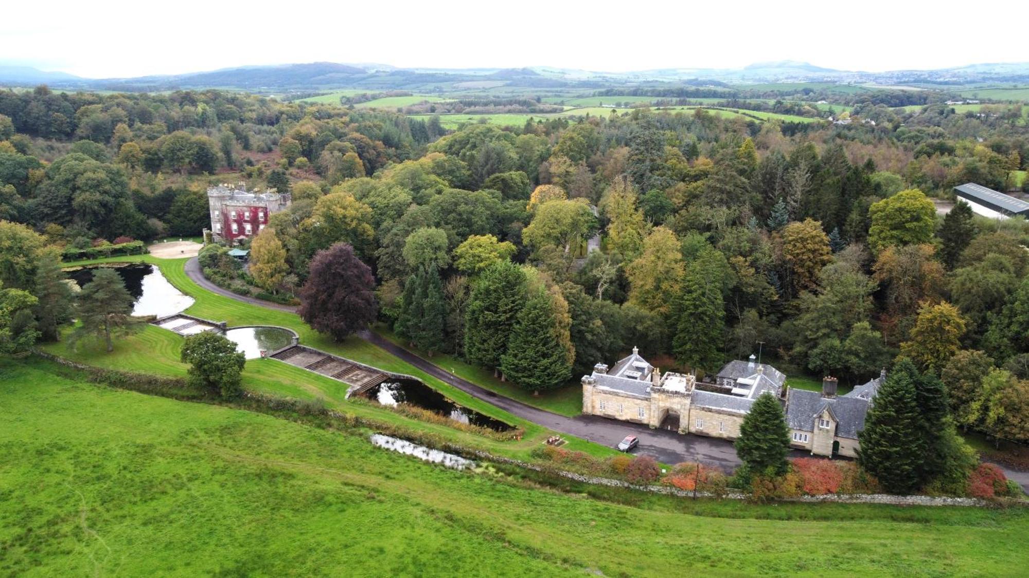 Cloncaird Castle Estate Cottages Maybole Eksteriør bilde